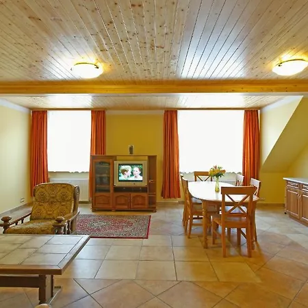 Victoria Aparthotel 3*