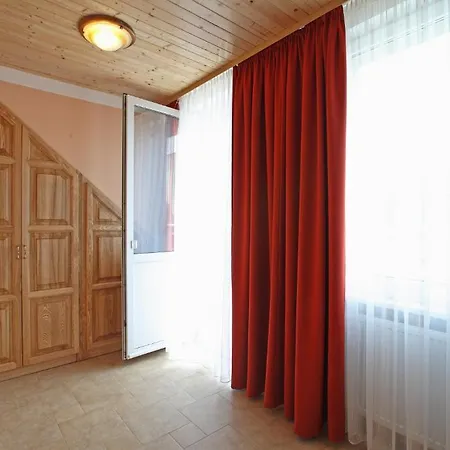 Victoria Aparthotel 3*